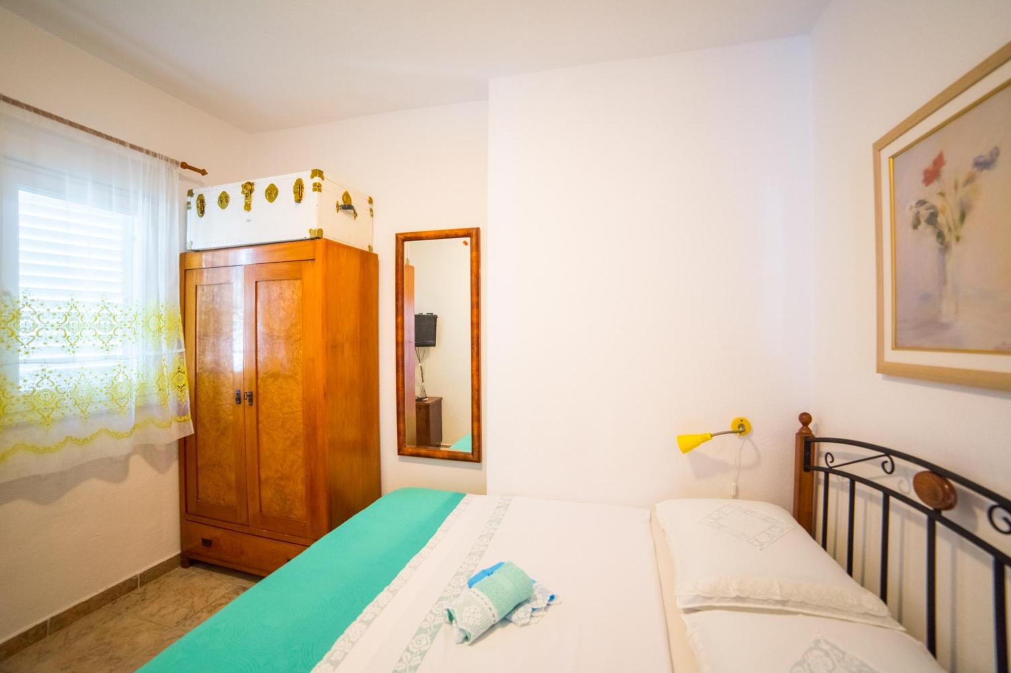 Apartmani Kala Подгора Номер фото